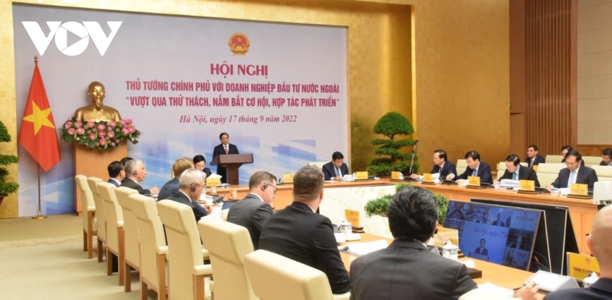 Vietnam pledges to create the best business environment for foreign investors